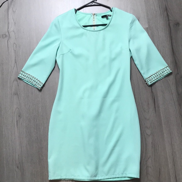 Lulus Dresses & Skirts - Dress